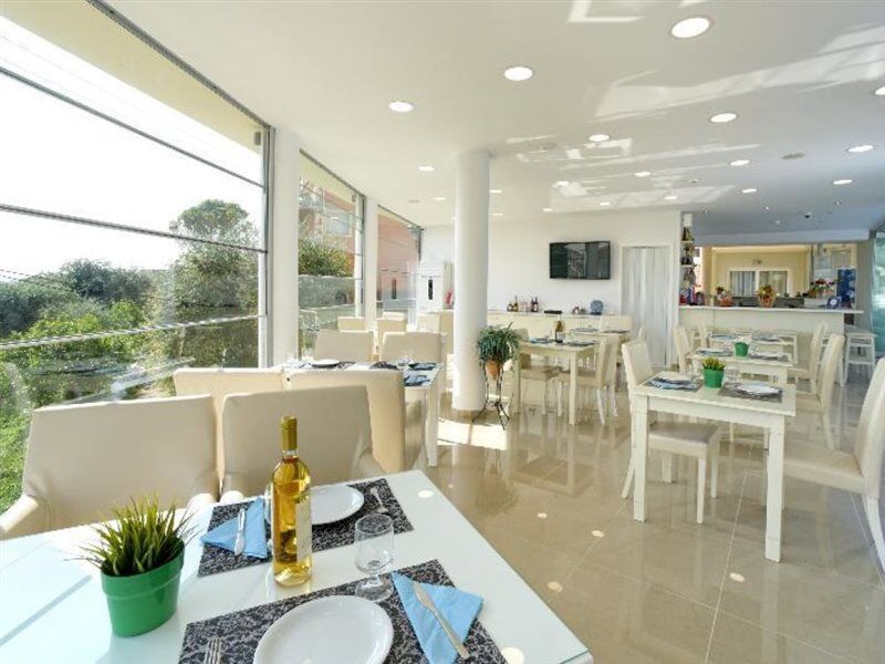 Palapart Gikas Suites And Studios Gouvia Dış mekan fotoğraf